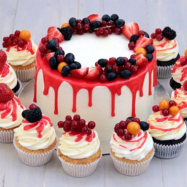 Торт глазурь и ягоды купить - новороссийск.сладкоежкин.рф